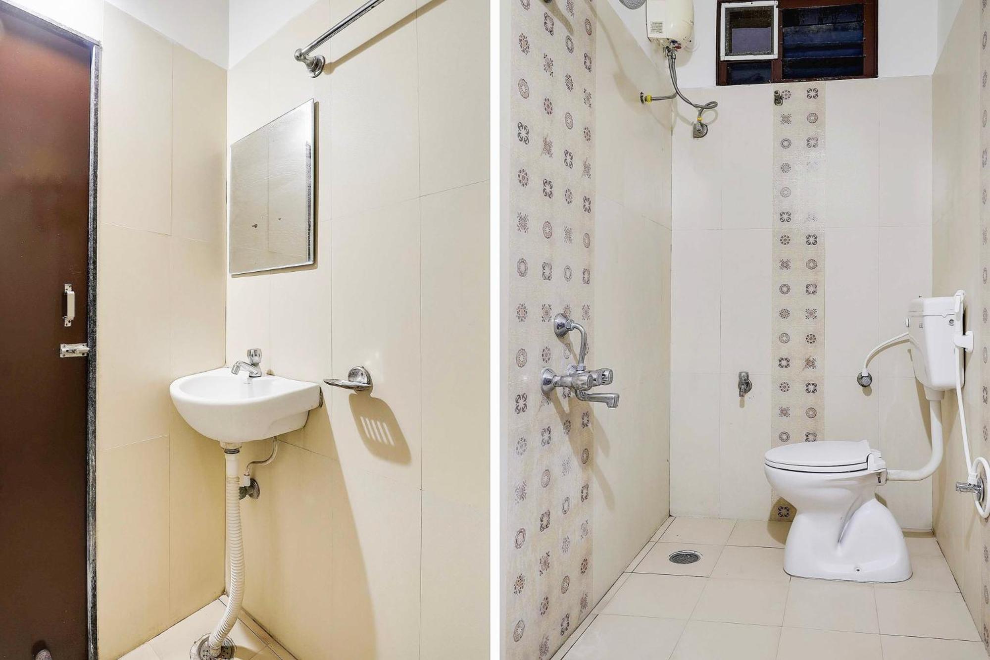 Super Townhouse De Alphabet Hotel Kukatpally Nexus Mall Haiderabad Buitenkant foto